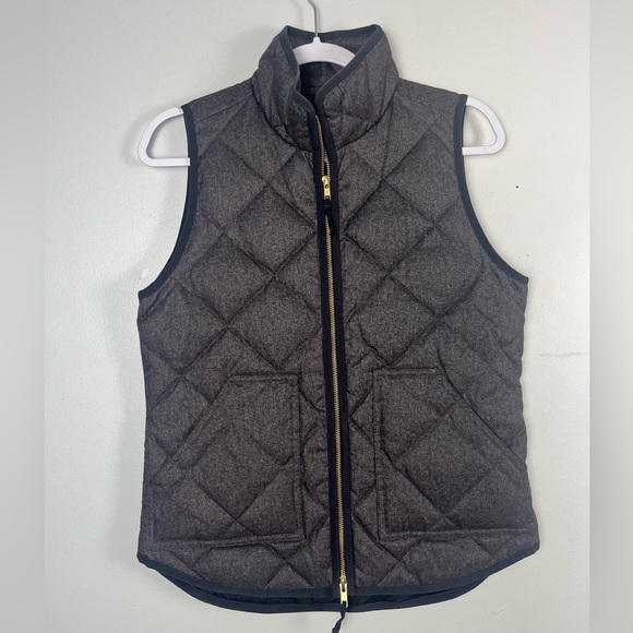 J. Crew Factory Textured Quilted Puffer Vest Gray Size xs - Picture 1 of 6